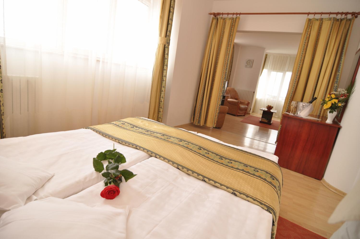 Dali Hotel Neptun Esterno foto